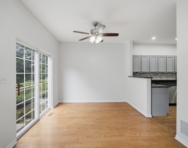 611 Lakeridge Court - Photo Thumbnail 5