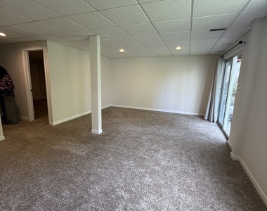 1410 Grandview Court - Photo Thumbnail 21