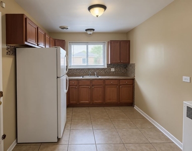 2607 W Fitch Avenue - Photo Thumbnail 3