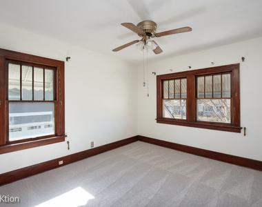 5313 Lyman Avenue - Photo Thumbnail 12