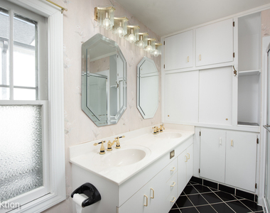 5313 Lyman Avenue - Photo Thumbnail 13