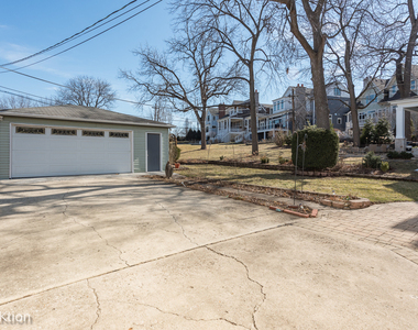 5313 Lyman Avenue - Photo Thumbnail 22