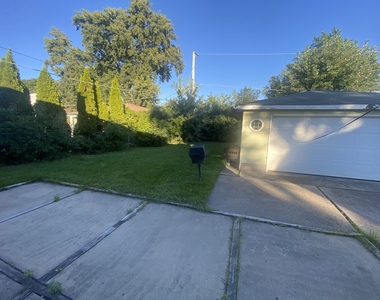 9105 Oleander Avenue - Photo Thumbnail 26