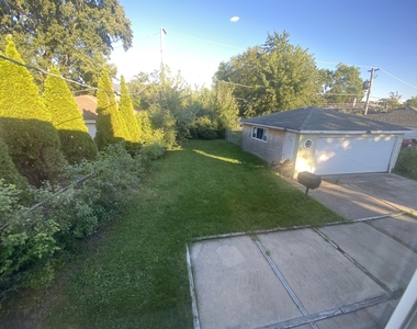 9105 Oleander Avenue - Photo Thumbnail 15