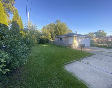 9105 Oleander Avenue - Photo Thumbnail 28