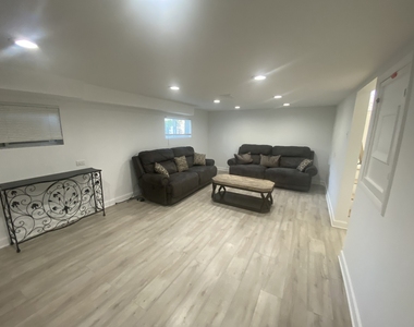 9105 Oleander Avenue - Photo Thumbnail 21