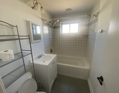 9105 Oleander Avenue - Photo Thumbnail 16
