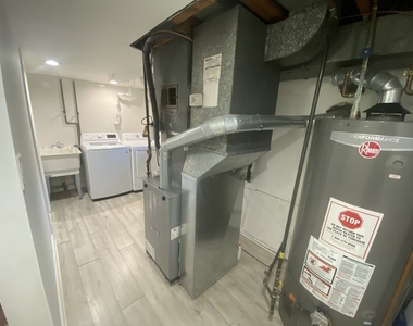 9105 Oleander Avenue - Photo Thumbnail 22