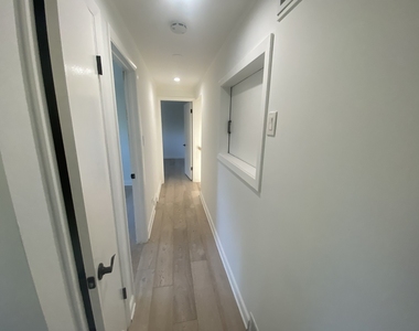 9105 Oleander Avenue - Photo Thumbnail 18
