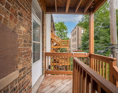 731 W Bittersweet Place - Photo Thumbnail 9