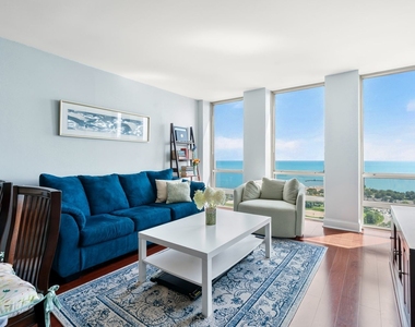 1660 N Lasalle Street - Photo Thumbnail 5