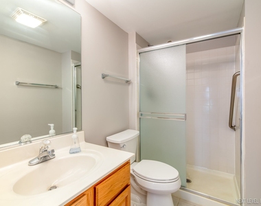 2932 Bartlett Court - Photo Thumbnail 14