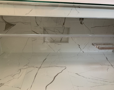 1114 N Crabtree Lane - Photo Thumbnail 9