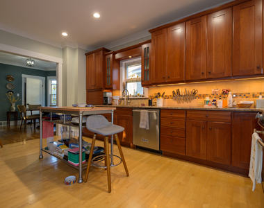 3729 N Lowell Avenue - Photo Thumbnail 12