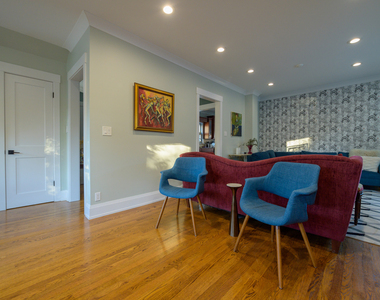 3729 N Lowell Avenue - Photo Thumbnail 7