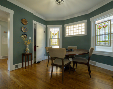 3729 N Lowell Avenue - Photo Thumbnail 9