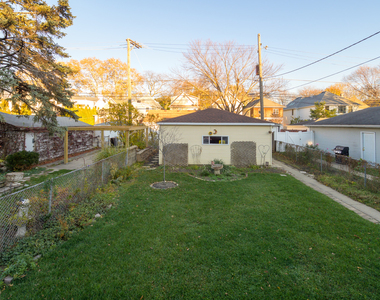 3729 N Lowell Avenue - Photo Thumbnail 16