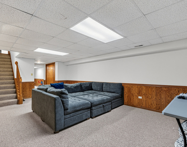 10521 Grandview Drive - Photo Thumbnail 41