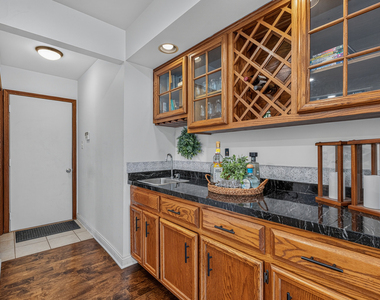 10521 Grandview Drive - Photo Thumbnail 20
