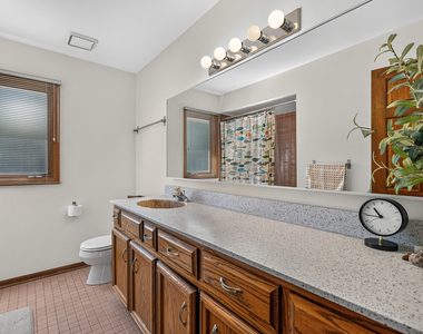 10521 Grandview Drive - Photo Thumbnail 31
