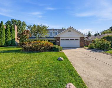 10521 Grandview Drive - Photo Thumbnail 73