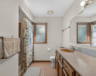 10521 Grandview Drive - Photo Thumbnail 32