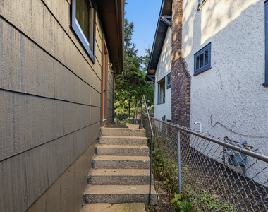 1622 Dempster Street - Photo Thumbnail 40