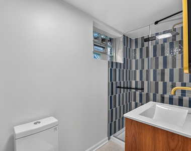 1622 Dempster Street - Photo Thumbnail 25