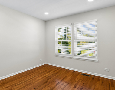 2504 Fairbanks Court - Photo Thumbnail 10