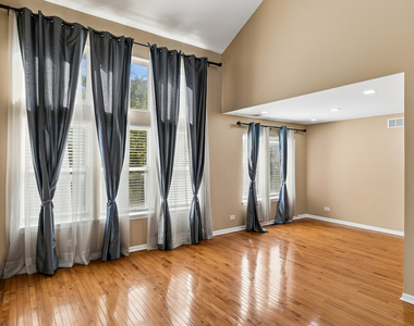 2504 Fairbanks Court - Photo Thumbnail 4