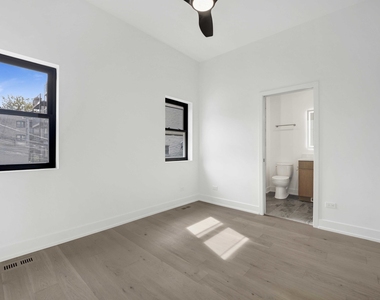 3641 N Wilton Avenue - Photo Thumbnail 12