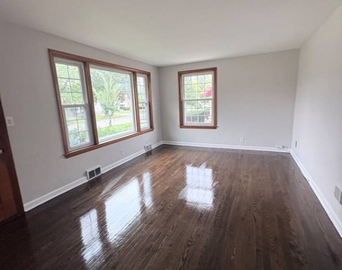 2508 S 11th Avenue - Photo Thumbnail 7