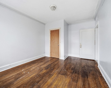 7913 S Laflin Street - Photo Thumbnail 18