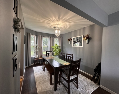 1381 Glacier Parkway - Photo Thumbnail 2