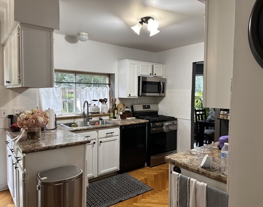 1381 Glacier Parkway - Photo Thumbnail 5