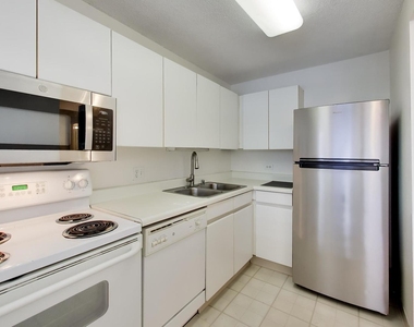 440 N Wabash Avenue - Photo Thumbnail 6