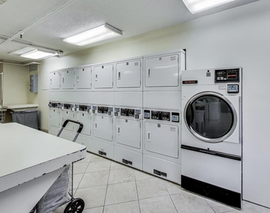 440 N Wabash Avenue - Photo Thumbnail 18