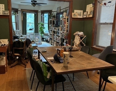 1341 W Eddy Street - Photo Thumbnail 2