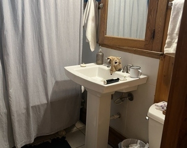 1341 W Eddy Street - Photo Thumbnail 10