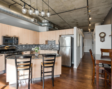 111 S Morgan Street - Photo Thumbnail 7