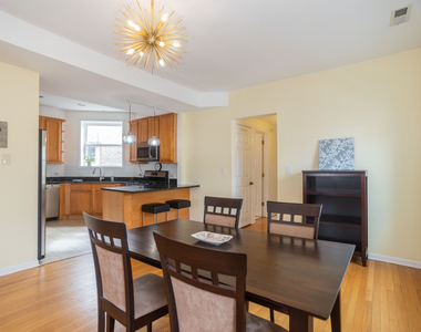 2734 W Argyle Street - Photo Thumbnail 8