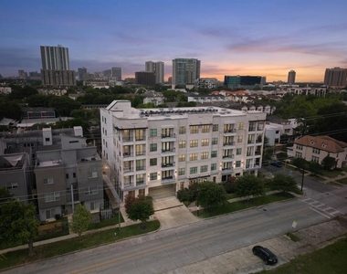 1508 Blodgett Street - Photo Thumbnail 1