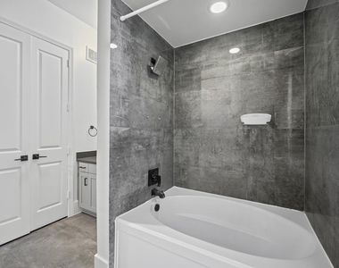 1508 Blodgett Street - Photo Thumbnail 17