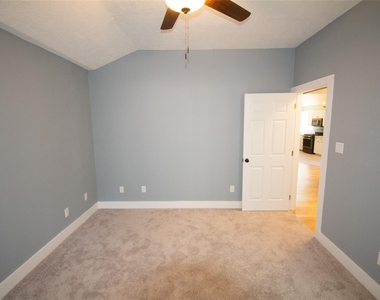 518 S Masonic Street - Photo Thumbnail 17