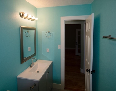 518 S Masonic Street - Photo Thumbnail 28