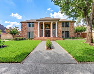 19822 Summerset Way - Photo Thumbnail 46