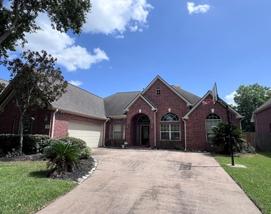 5219 Emerald Trace Court - Photo Thumbnail 2