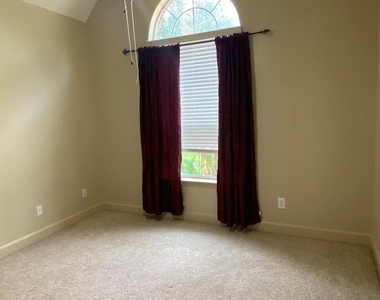 5219 Emerald Trace Court - Photo Thumbnail 23