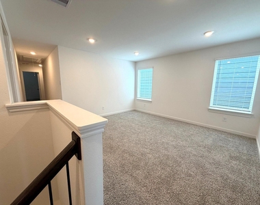 3507 Goldfinch Woods Drive - Photo Thumbnail 10