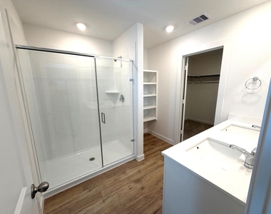 3507 Goldfinch Woods Drive - Photo Thumbnail 15